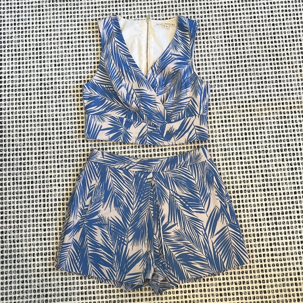 Rachel Roy Set! Tropical Print with Skort/Shorts and Top Blue Size 4